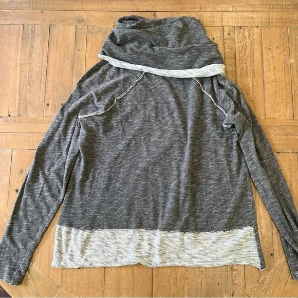 FREE PEOPLE Beach One Body Cocoon Cowl Neck Pullover Top Long Sleeve Gray Small - Picture 6 of 8